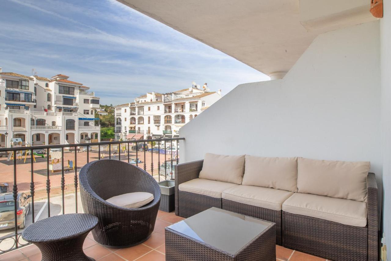 2261-Superb Apt On The Beach, On Duquesa Harbour Manilva Esterno foto