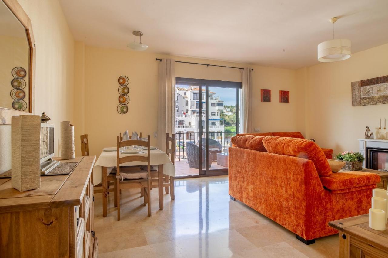 2261-Superb Apt On The Beach, On Duquesa Harbour Manilva Esterno foto