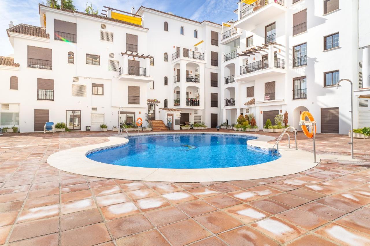 2261-Superb Apt On The Beach, On Duquesa Harbour Manilva Esterno foto